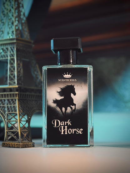 DARK HORSE